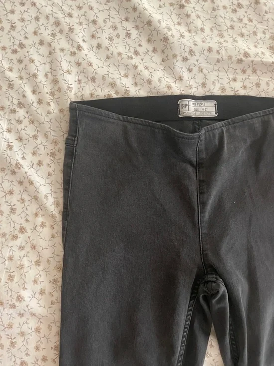 Free People Black Flare Leg Pull-On Jeans size 27 - Picture 4 of 5
